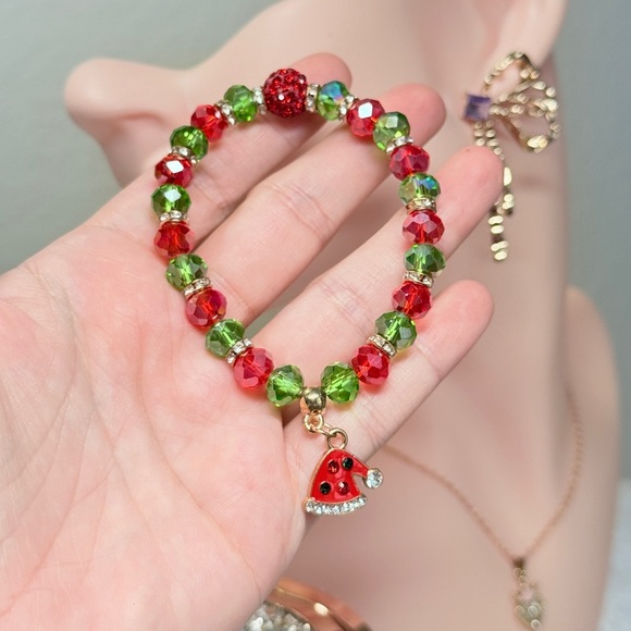 ⚜️ Cute Christmas Stretch Bracelet with Charm 🎅🏻 🦌🎄 - Picture 6 of 7